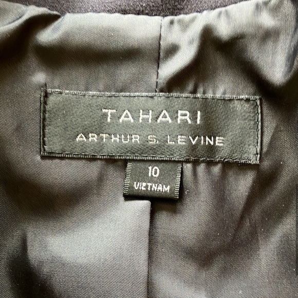 Tahari black double breasted blazer - Size 10 - Picture 6 of 12